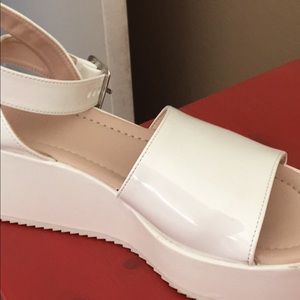 Zara Trafaluc wedge sandal